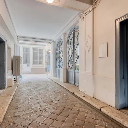 Apartment New & Design 1bd Flat In The Heart Of Le Marais